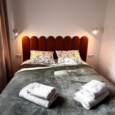 Warszawa Srodmiescie Pl. Zbawiciela Apartment ภายนอก รูปภาพ