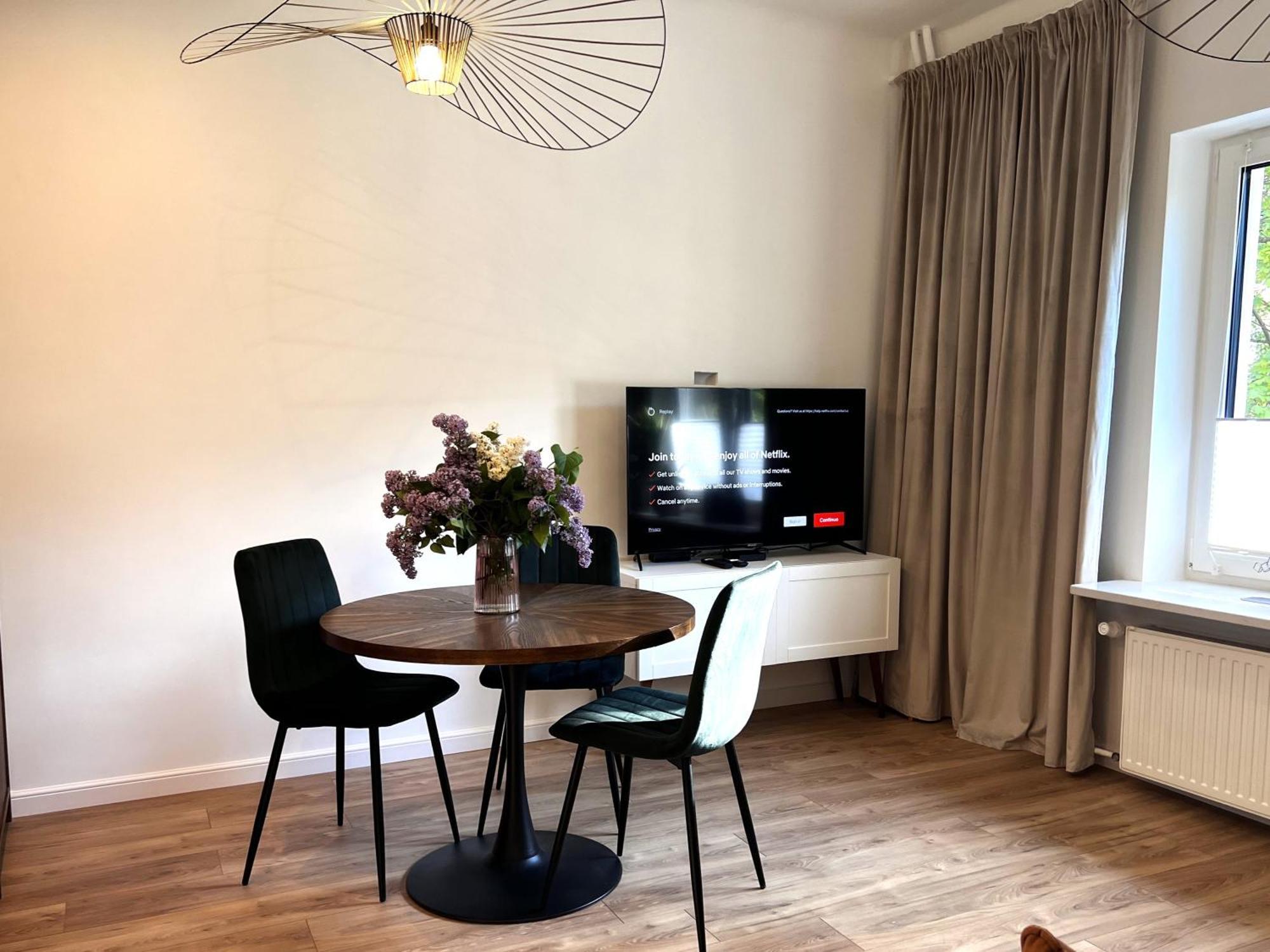 Warszawa Srodmiescie Pl. Zbawiciela Apartment ภายนอก รูปภาพ